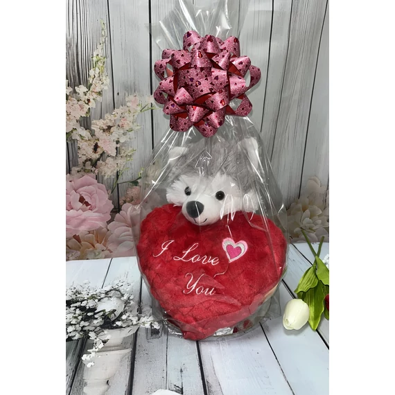 „I Love You” plüssfigura szívpárnával – ajándékcsomag